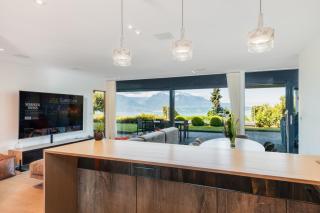 Charming and Spacious Residence in the Heart of Brent by GuestLee - 7