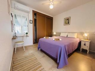Casita Serena con Vistas al Mar Solarium Privado Piscina para Adultos y Niños - 2