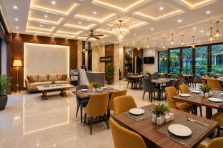Hotel The Aroma Delhi Airport - 1