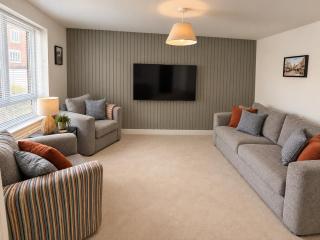 Swindon Extended Stays- Long Stay, 3 Bed, Parking, Fast WiFi, Contractors, Swindon - 5
