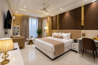 Hotel Aroma Plaza Delhi Airport - 2
