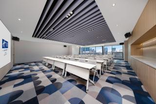 Holiday Inn Express Shenzhen Bay by IHG - 1
