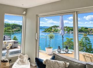 House on Ulvøya with sea view and 10 min to the city center - 0