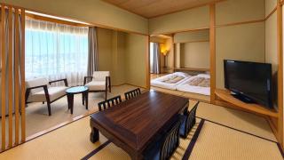 THE GRAND CASTLE NAHA SHURIJO by Hewitt Resort - 3