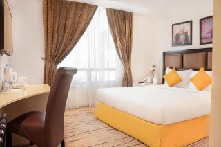 Plaza Inn Hotel - 9
