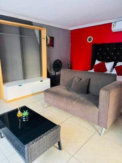 Moholoholo Lodge - Acornhoek - 8