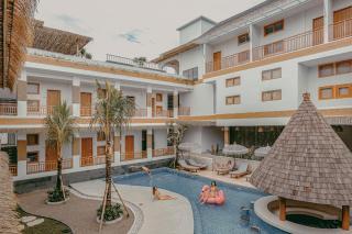 Roomates Beach Hostel Canggu by Ini Vie Hospitality - 9