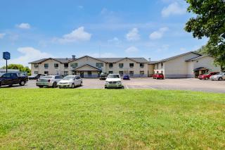 Coldwater Inn & Suites near I 69 - Coldwater - 9