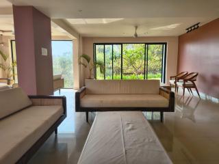 Ananda - 2 Bedroom, Sea View & Valley View by Unigo Stay - 3