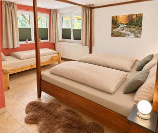 Gruppenhaus Kanzlersgrund bei Oberhof mit Sauna in Alleinlage - 4