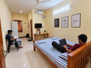 Nalli Plaza - 5