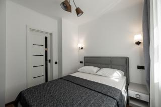 Exclusive 2BR Retreat Botanica - 3