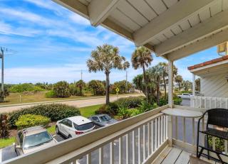 Peaceful Beachfront Bliss - 8
