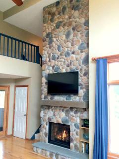 Luxury Cabin Rental near Mt. Washington for a Vacation in New Hampshire - 3