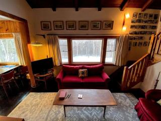 Spacious Retreat for a White Mountains Vacation Getaway - 4