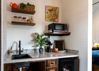 Colorful, accessibility aid Accessible Cabin for Two in Waco, Texas - 9