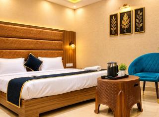 BLACKWOOD -140 Metres- Near Golden Temple - 9