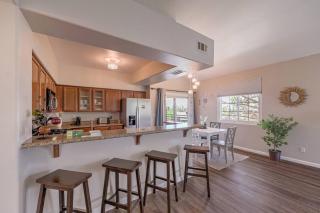 Summerlin Retreat Pool & Gym, Near Red Rock - 2