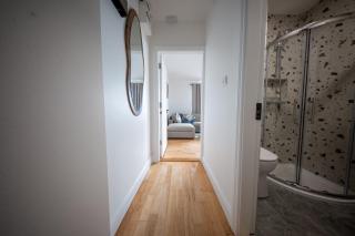 Boutique Salthill Apartment with Sea Views Sleeps 2 - 6
