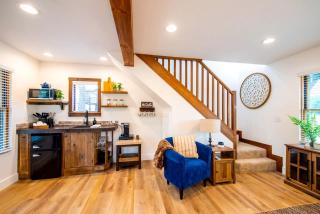 Glamping Cabin in Waco, Texas for Weekend Escapes to Nature - 0