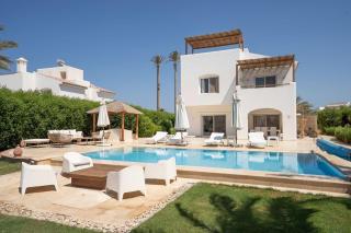 White Villa Heaven - Swim, Lounge & Sunset Magic - Hurghada - 0