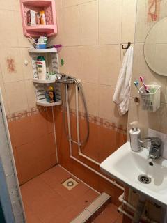 Aeroport apartament 500 метров от аеропорта суточная сдача до 22 00 - 3