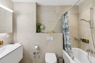 Spacious Apartment with Balcony & Great Location - 5