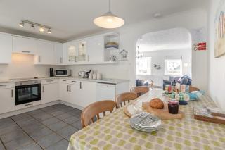 3 Bed in Porthleven oc-1seav - 4