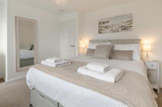 3 Bed in Porthleven oc-1seav - 1