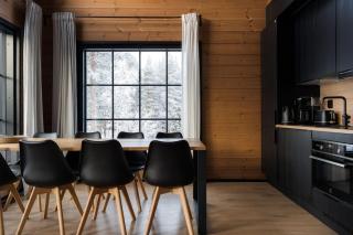 Nova Ski Residence A8, Hot Tub Access, Ski-in Ski-out by Aavalevi - 4