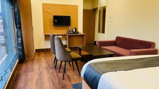 HOTEL MAHARATNAM INN A Unit of Maharatnam - 1