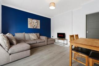 Chic 4BR Contractor Stay for 7 with WiFi by Stay With Us - 0