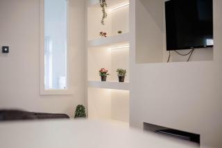 Spacious 3BD house - fast Wi-Fi - smart tv - 5