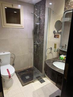 Al Azama Hotel - 1