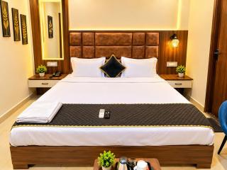 Hotel M Dreams- 2 Min Walk from Golden Temple - 2
