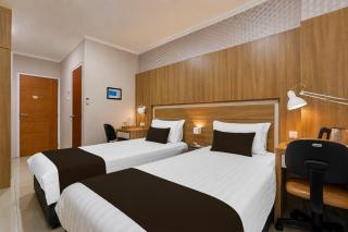 Townhouse Oak Hotel Damar Kurung - 1