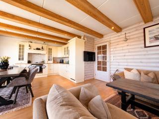 Geilo ski-in ski-out, apartment with great views - 3