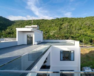 Cham Luxury 9BR Beach & Mountain Villa - 8