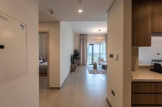 1BR Yas Golf Collection Stunning Park Front - 5