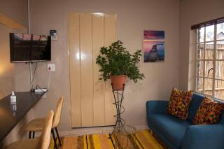 M M Guest Cottages - 3
