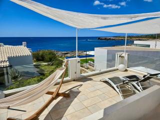 Binibeca Vell Luxury Villa, sea direct access, private pool - 0