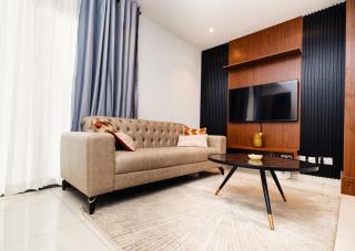 The Lennox Suite by HDG - 5