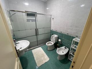 Spacious & Cozy Family Home - 2