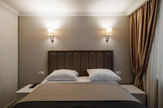 Elegant Two-Room Apartment in the City Center - 0