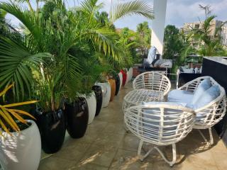 Modern 4BR & Penthouse duplex for Short-let - 8