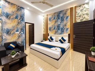 Hotel Mountana Plaza a family Hotel Near Delhi Airport - Free Airport Pickup & Drop - 7
