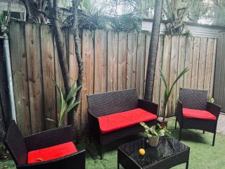 Suarez Art Stay Miami Private Rooms, Free Parking - 1