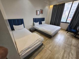 Vibes Inn Goregaon - 9
