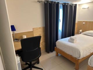 HESTIA- Paris 20 mn ,lit king Size , Terrasse , Free Parking - 5