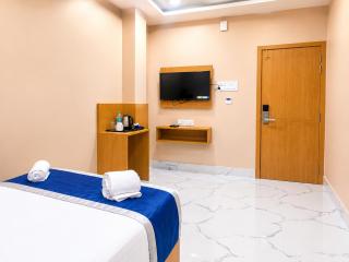 Hotel Shiny Grand - Best Hotel Near Guwahati LGBI Airport, 5 Minutes from Airport, Free Breakfast, Borjhar - 9